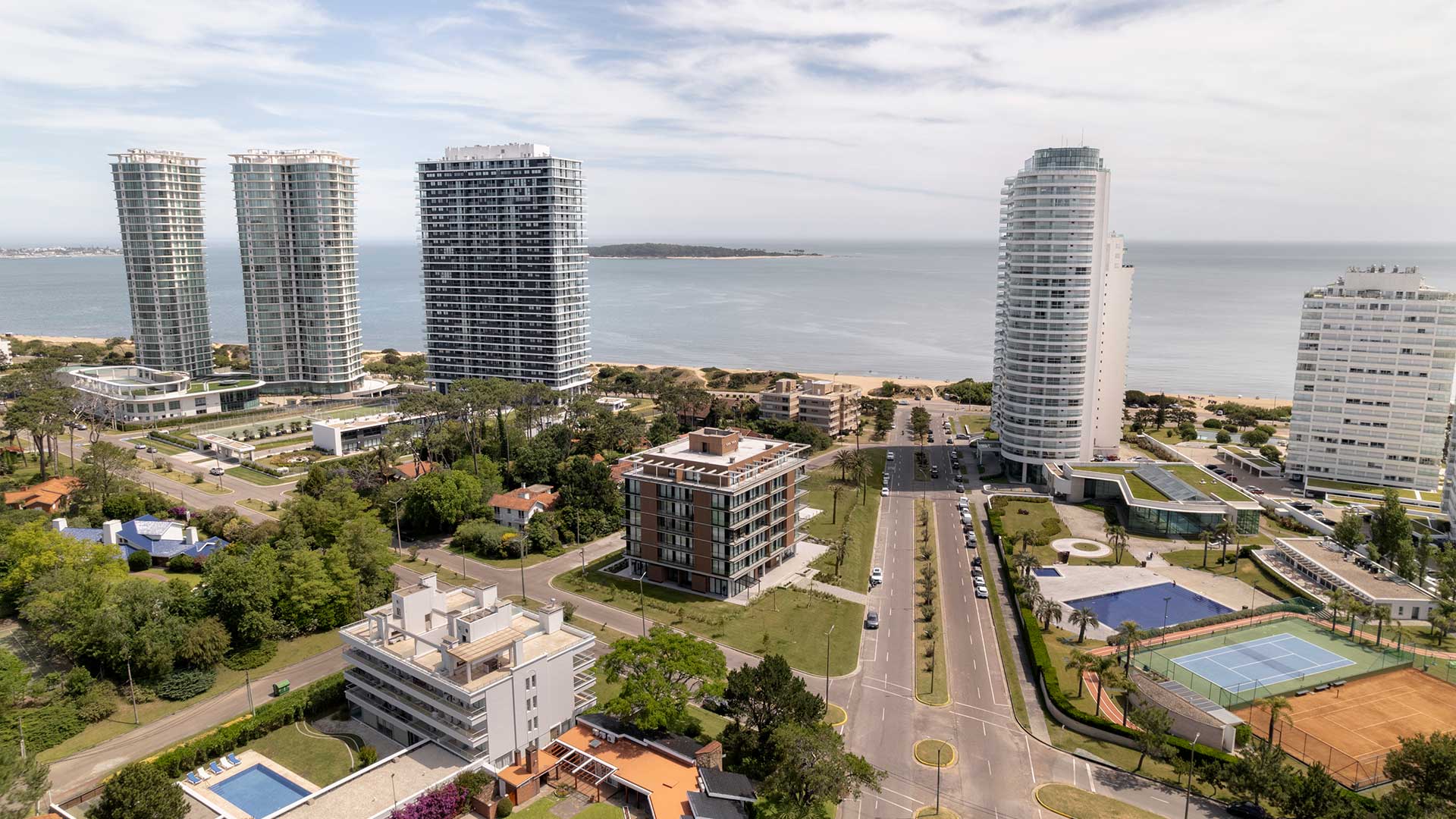 St. Moritz | Uruguay - Featured image